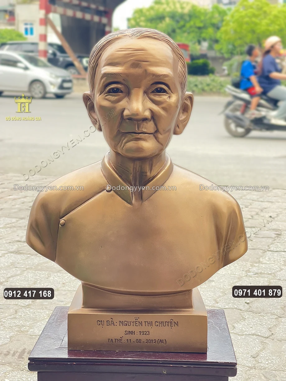 Vật phẩm thể hiện tấm lòng thành kính của gia chủ đối với cha mẹ
